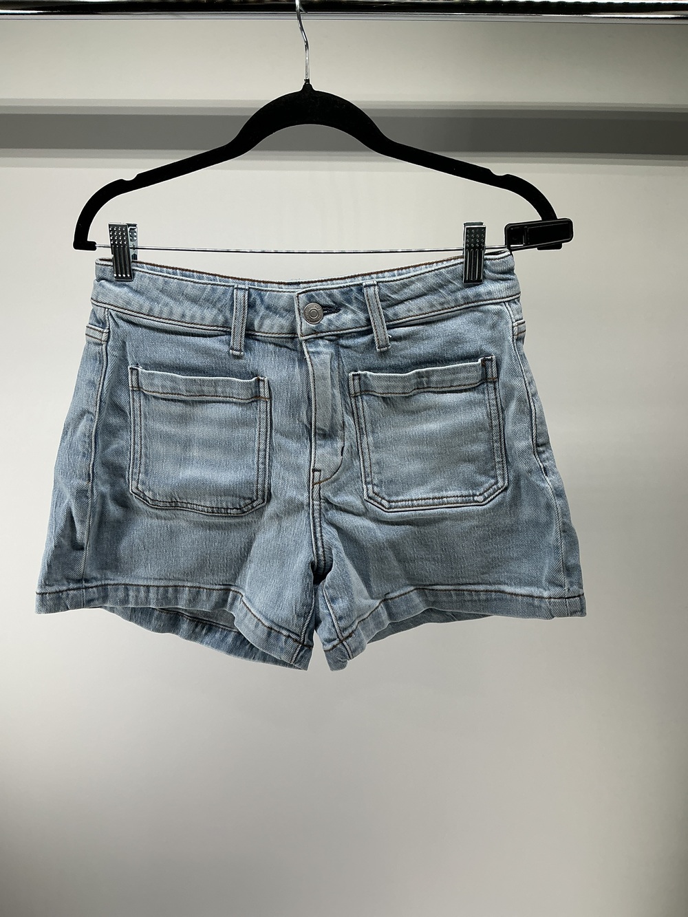 Bella Stretch Patch Pocket Shorts